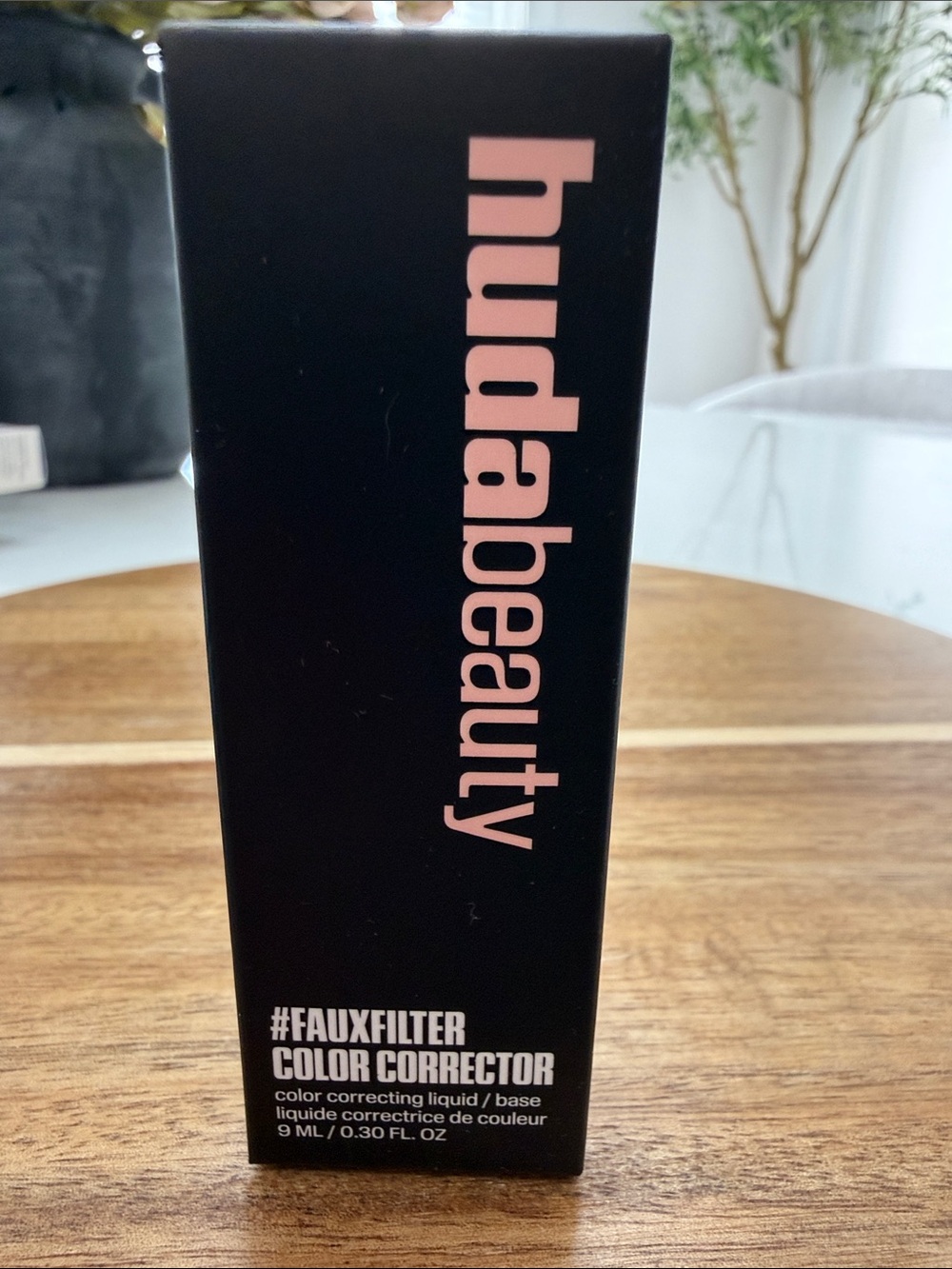 HUDA BEAUTY Color Corrector - Peach Light